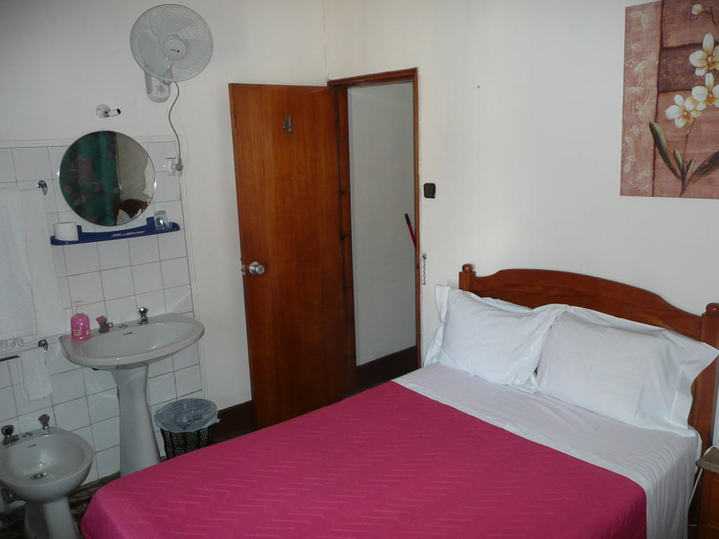 Pensao Prata Hotel Lisbon Bilik gambar