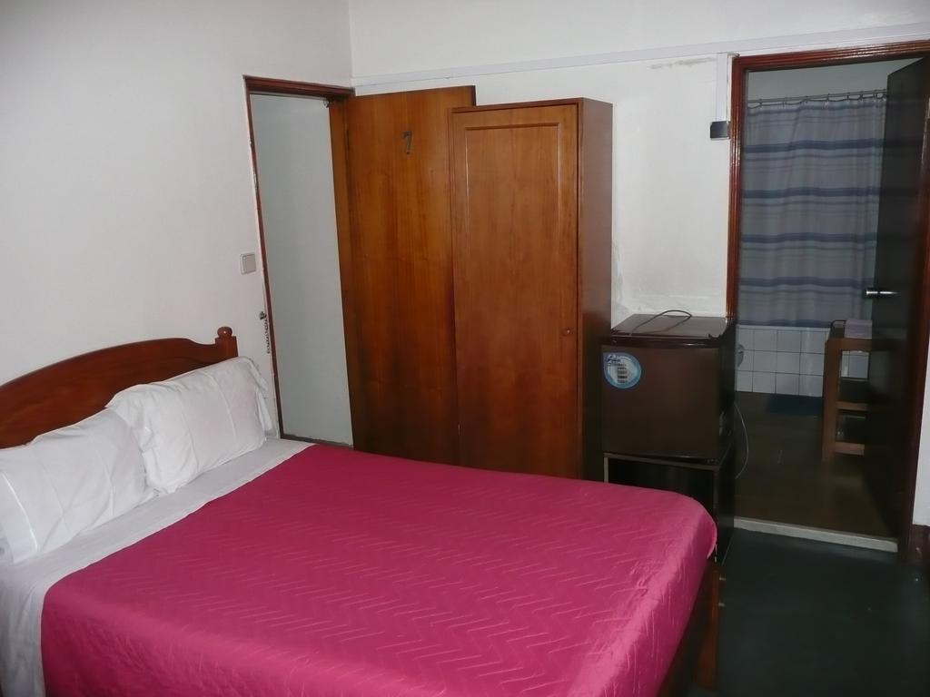 Pensao Prata Hotel Lisbon Bilik gambar